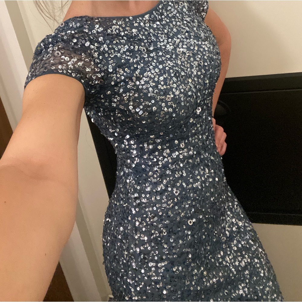 Sequined Cap Sleeve Gown - Picture 4 of 11